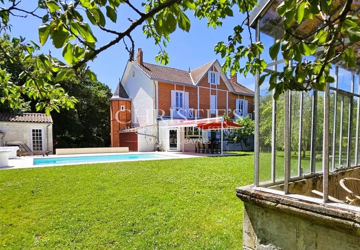 Villa i La Rochelle, Charente-Maritime, La Rochelle - € 1.575.000 | Ref: AJG1453 - foto 1