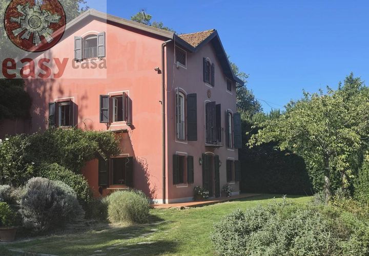 Villa a Lucca, Lucca, Lucca - € 950.000 | Ref: 1306 - foto 1