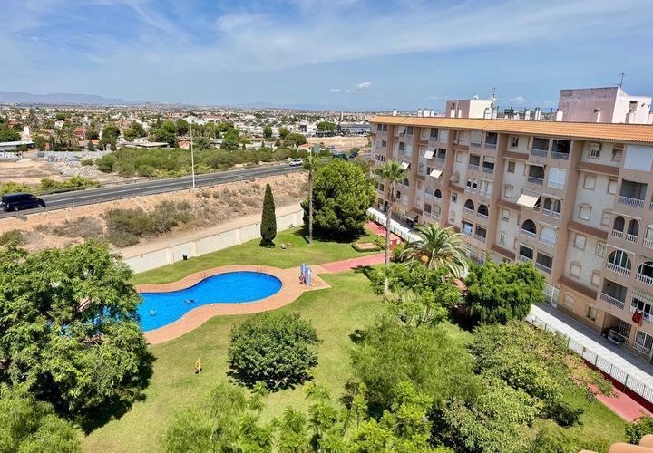 Penthouse i Torrevieja, Alicante, Torrevieja - € 140.000 | Ref: 743499 - foto 1