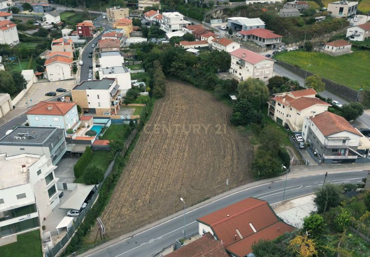 Helårsgrund i Paredes, Porto, Paredes - € 309.000 | Ref: C0188-01866 - foto 1