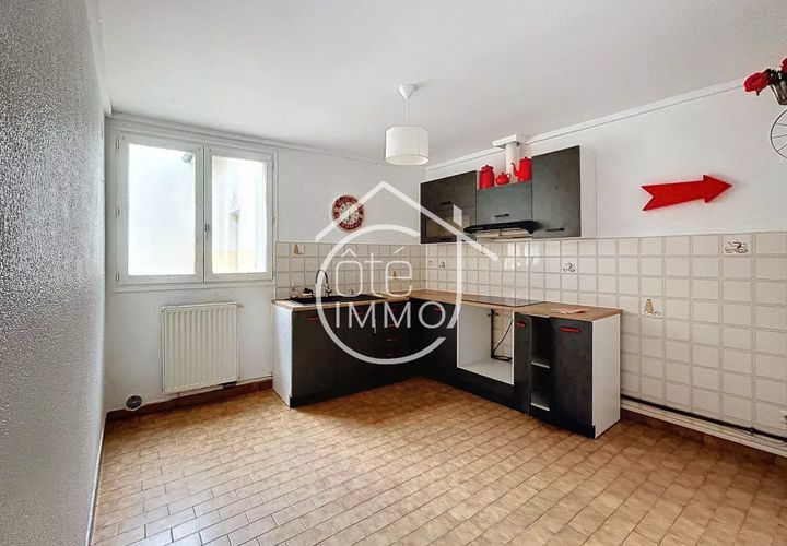 Byhus i Castillon-la-Bataille, Gironde, Castillon-la-Bataille - € 105.000 | Ref: REF-QC-4669 - foto 1