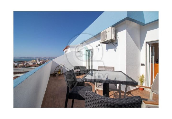 Lejlighed i Barreiro, Setubal, Barreiro - € 469.900 | Ref: QRRV2308 - foto 1