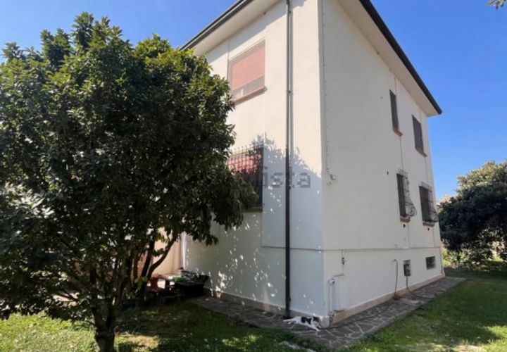 Villa i Suzzara, Mantua, Suzzara - € 164.000 | Ref: 2682 - foto 1
