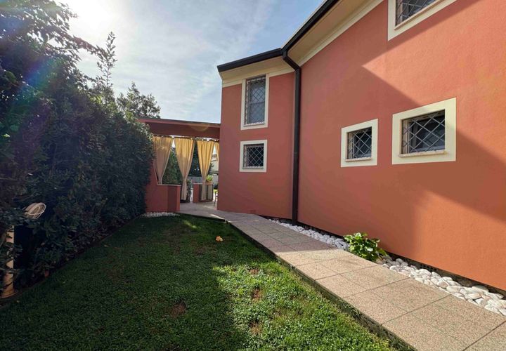Villa i Camaiore, Lucca, Camaiore - € 750.000 | Ref: 2831 - foto 1