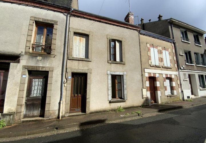 Villa i Aigurande, Indre, Aigurande - € 73.500 | Ref: 3011441640 - foto 1