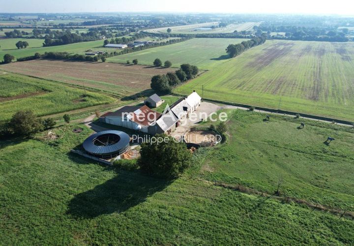 Landejendom i Senonnes, Mayenne, Senonnes - € 314.000 | Ref: 185378 - foto 1