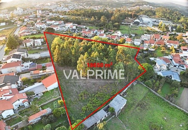 Helårsgrund i Trofa, Porto, Trofa - € 450.000 | Ref: 2025_23 - foto 1