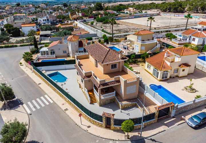 Villa i La Marina, Alicante, La Marina - € 449.500 | Ref: NP: 737 - foto 1