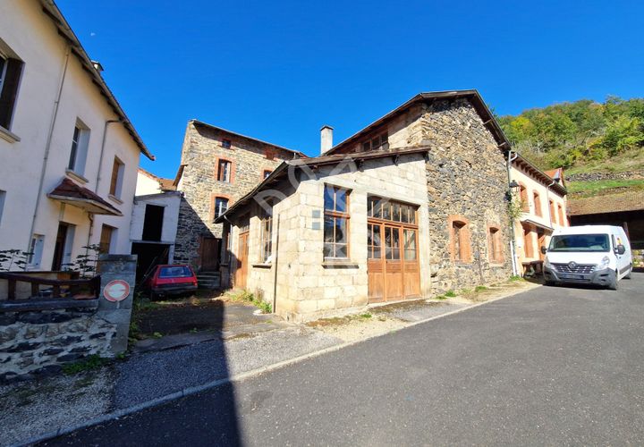 Landsbyhus i Molompize, Cantal, Molompize - € 19.000 | Ref: V30000346 - foto 1