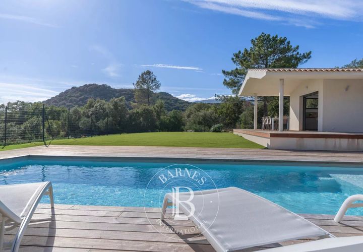 Villa a Porto-Vecchio, Corse-du-Sud, Porto-Vecchio - € 1.490.000 | Ref: RV2002 - foto 1