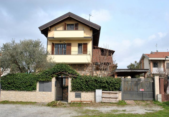 Villa em Vimercate, Monza and Brianza, Vimercate - € 640.000 | Ref: 2470 - foto 1