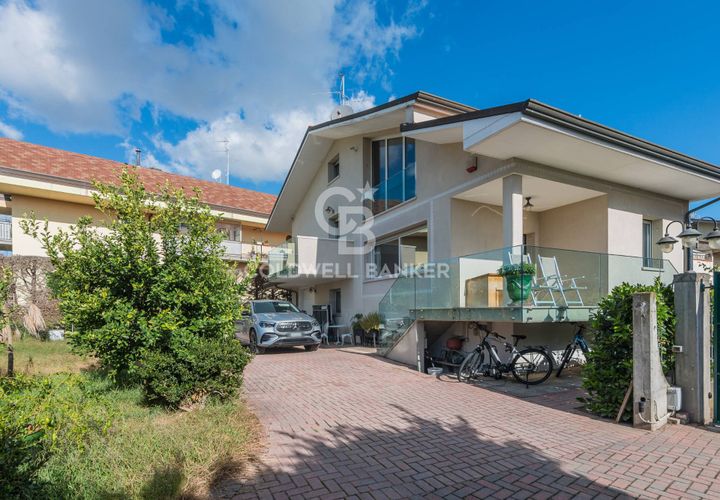 Villa a Cesenatico, Forli-Cesena, Cesenatico - € 590.000 | Ref: CBI099-1528-520738 - foto 1