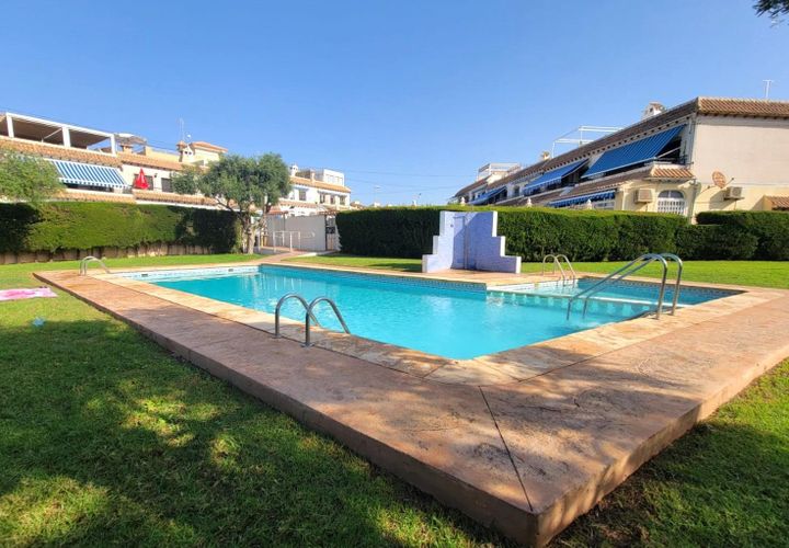 Villa a Torrevieja, Alicante, Torrevieja - € 169.000 | Ref: HO700076 - foto 1