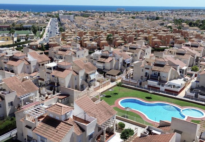 Lejlighed i Playa Flamenca, Alicante, Playa Flamenca - € 139.000 | Ref: V-64059 - foto 1