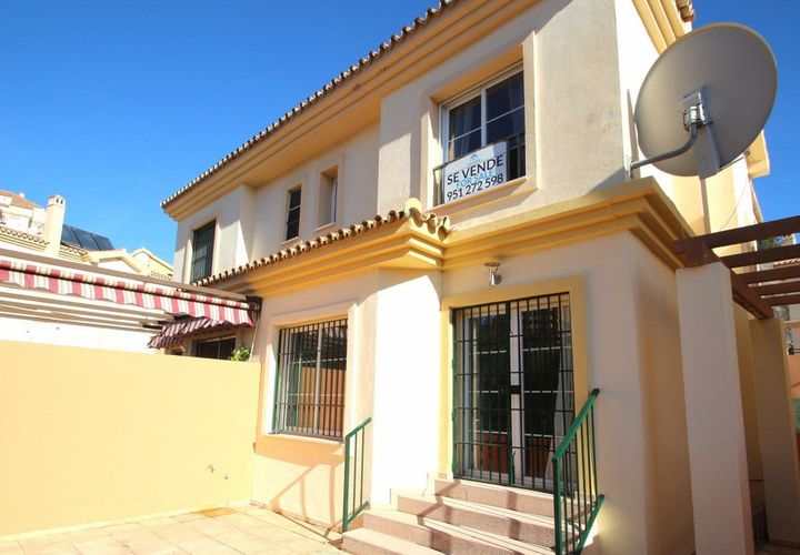 Villa i Fuengirola, Malaga, Fuengirola - € 549.000 | Ref: R5179501 - foto 1