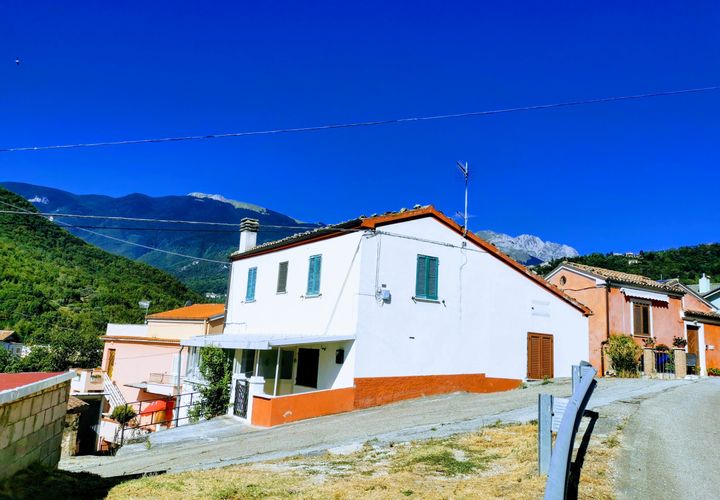 Villa i Farindola, Pescara, Farindola - € 39.900 | Ref: AR524 - foto 1