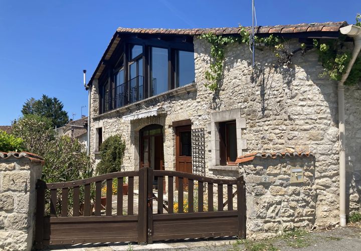 Villa a Fontenille, Charente, Fontenille - € 191.530 | Ref: BVI82618 - foto 1