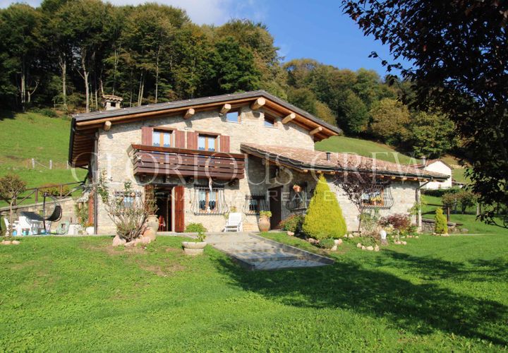 Villa a Pasturo, Lecco, Pasturo - € 1.200.000 | Ref: 3528 - foto 1