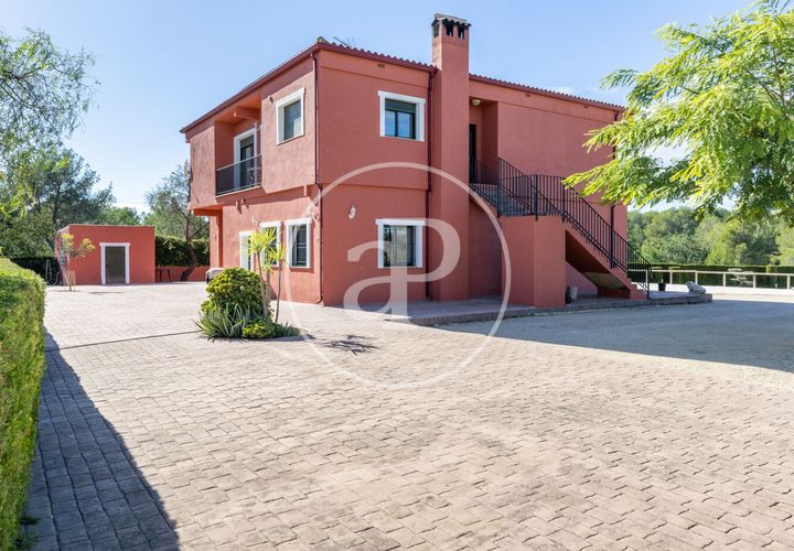 Farm hus i Torrent, Valencia, Torrent - € 800.000 | Ref: VV2510061 - foto 1