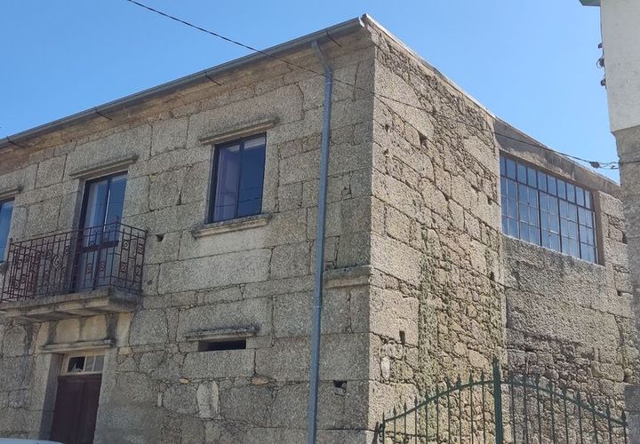 Villa i Pousade e Albardo, Guarda, Pousade e Albardo - € 100.000 | Ref: SF-SAFTI:006977 - foto 1