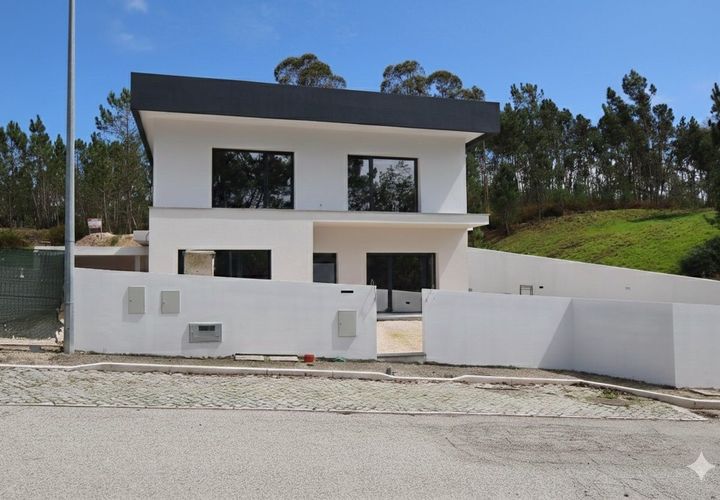 Villa i Ansiao, Leiria, Ansiao - € 350.000 | Ref: SF-SAFTI:006531 - foto 1