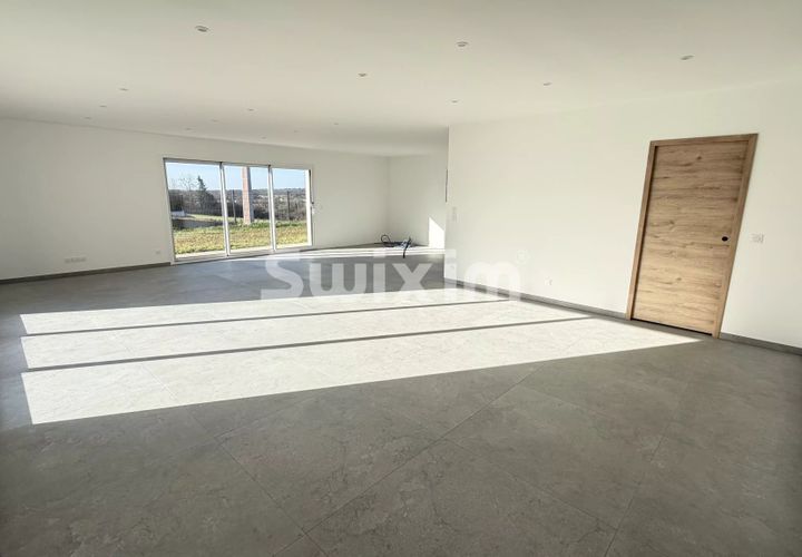 Villa i Dole, Jura, Dole - € 450.000 | Ref: 19201 TF - foto 1