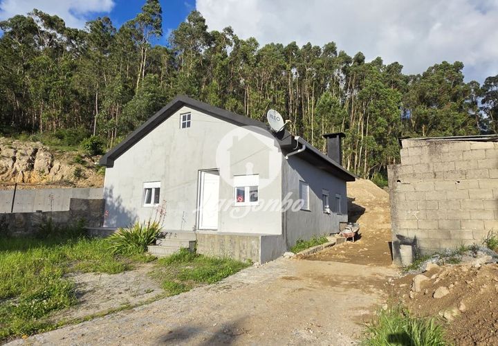 Villa i Barcelos, Braga, Barcelos - € 220 000 | Ref: 240-M-25949 - foto 1