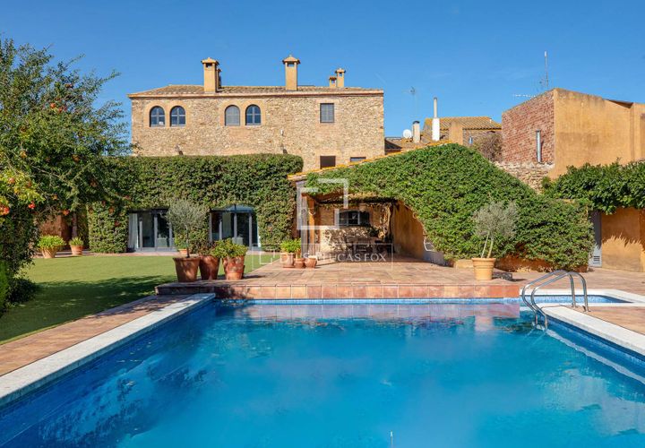 Villa a Ullastret, Gerona, Ullastret - € 3.450.000 | Ref: GIR43228 - foto 1