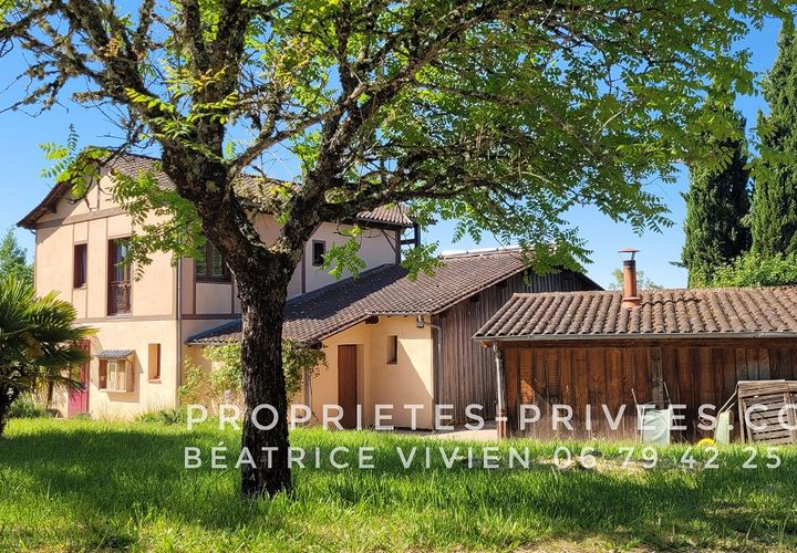 Villa en Plazac, Dordogne, Plazac - € 495.000 | Ref: 4013834VIV - photo 1