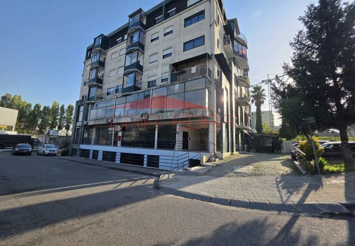 Erhvervsejendom i Paredes, Porto, Paredes - € 64.020 | Ref: AV708 - foto 1