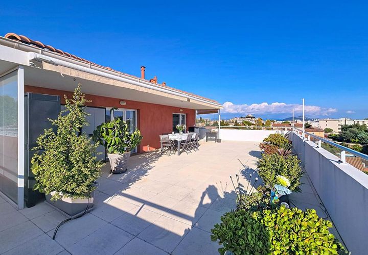 Lejlighed i La Garde, Var, La Garde - € 437.000 | Ref: 425980FROU - foto 1