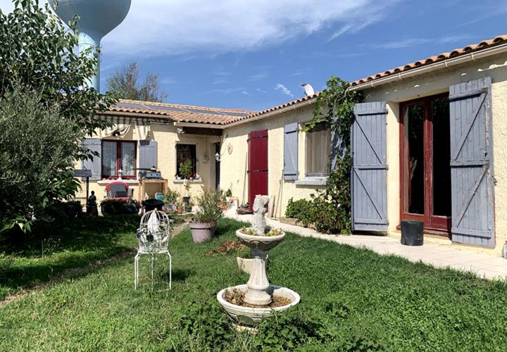 Villa i Eyragues, Bouches-du-Rhone, Eyragues - € 380 000 | Ref: 420925CHBI - foto 1