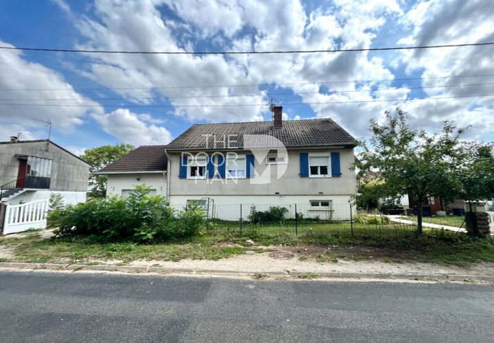 Villa i Chassigny, Haute-Marne, Chassigny - € 125.000 | Ref: 8727 - foto 1