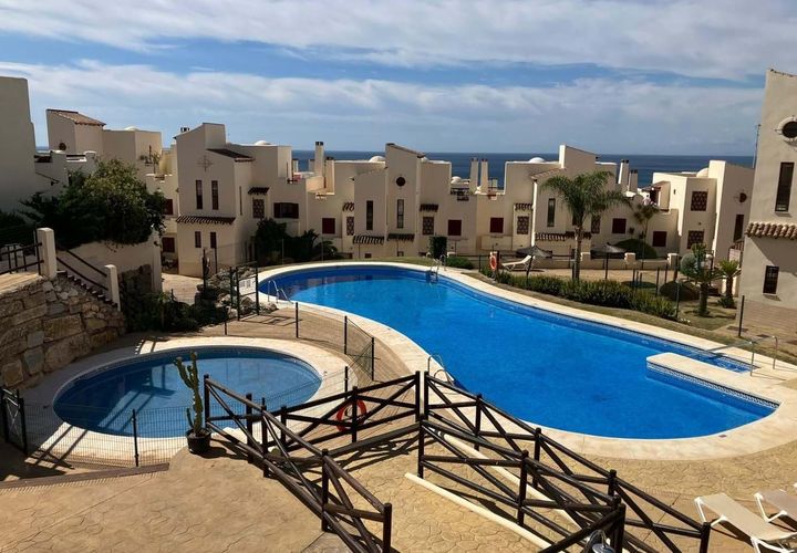 Leilighet i Estepona, Malaga, Estepona - € 259 000 | Ref: R5150590 - foto 1