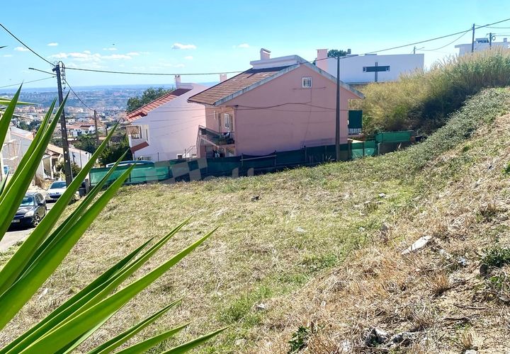 Helårsgrund i Odivelas, Lisbon, Odivelas - € 220.000 | Ref: ATL3767 - foto 1