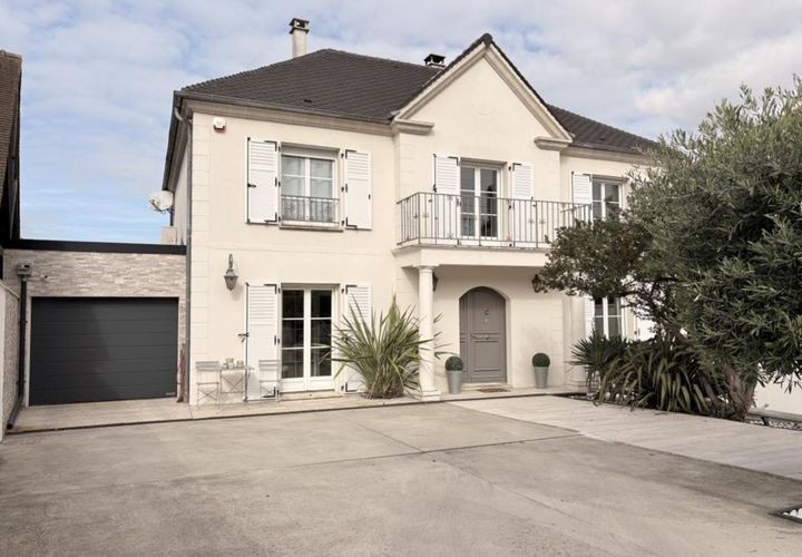 Villa a Morangis, Essonne, Morangis - € 793.000 | Ref: Maison_T6 - foto 1