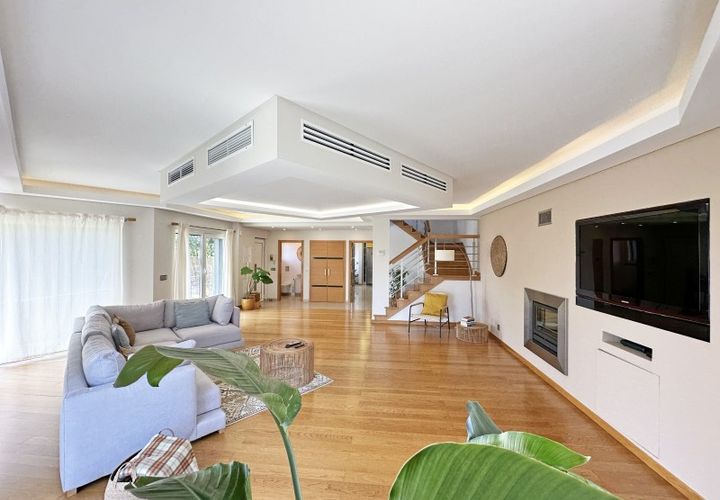 Villa i Corroios, Setubal, Corroios - € 1.300.000 | Ref: NC0267 - foto 1