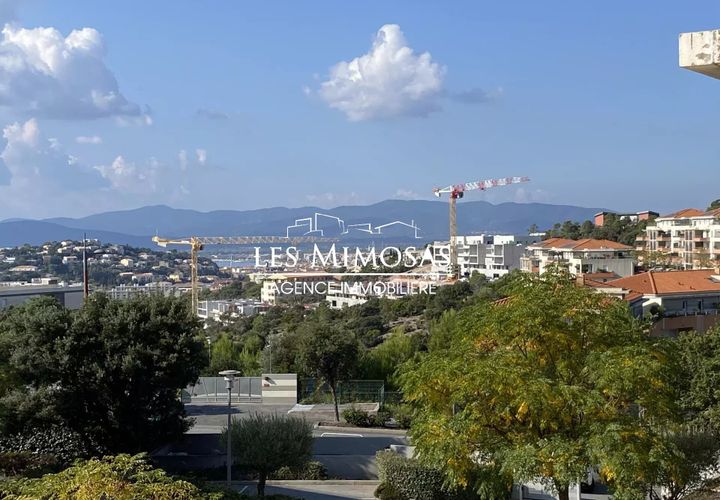 Lejlighed i Saint-Raphaël, Var, Saint-Raphaël - € 369.000 | Ref: 7224 - foto 1