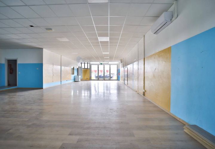 L'establiment comercial a Liscate, Milan, Liscate - € 2.860/mes | Ref: NEG.LISCATE-TS2860A - foto 1