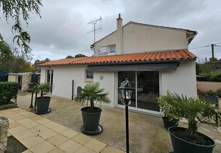 Villa i La Roche-sur-Yon, Vendee, La Roche-sur-Yon - € 233.000 | Ref: 194049 - foto 1