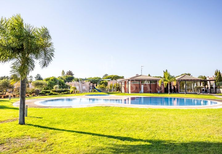 Villa i Carvoeiro, Faro, Carvoeiro - € 490.000 | Ref: #127-2025-19 - foto 1
