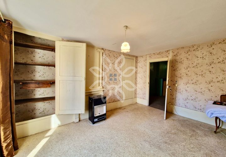 Villa i Lamothe, Haute-Loire, Lamothe - € 23.000 | Ref: V60000348 - foto 1