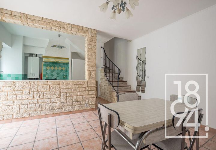 Byhus i Marseille, Bouches-du-Rhone, Marseille - € 160.000 | Ref: MM55-P35-8AQ - foto 1