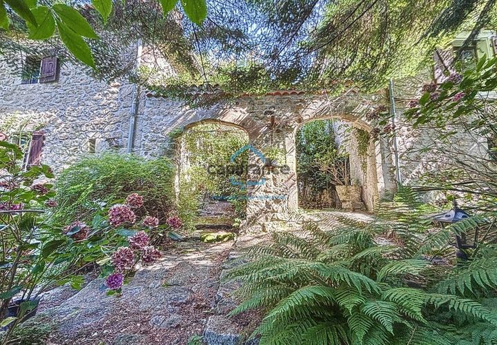 Villa i Laboule, Ardeche, Laboule - € 785.000 | Ref: 340936026651 - foto 1