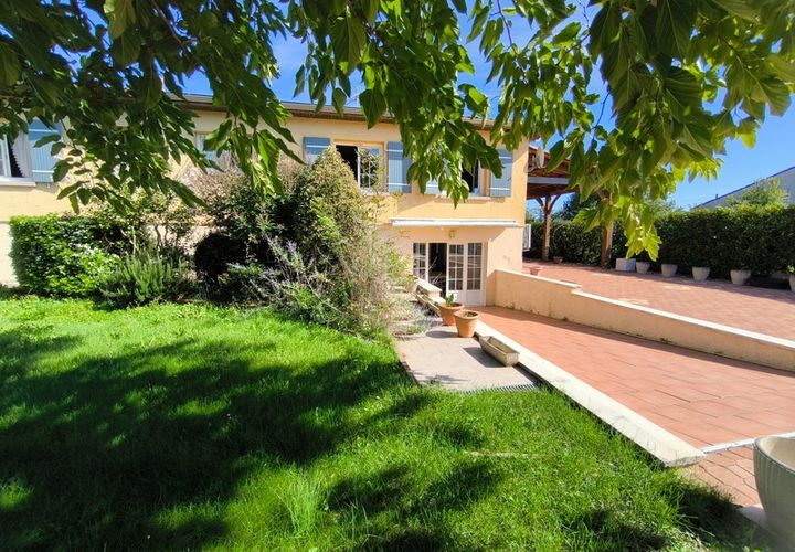 Villa i Nercillac, Charente, Nercillac - € 299.000 | Ref: 340932193118 - foto 1