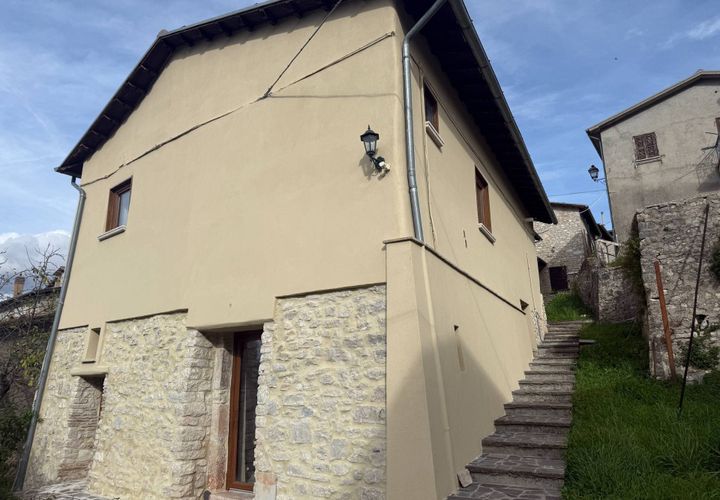 Villa i Cascia, Perugia, Cascia - € 89.000 | Ref: CBI057-315-30393 - foto 1