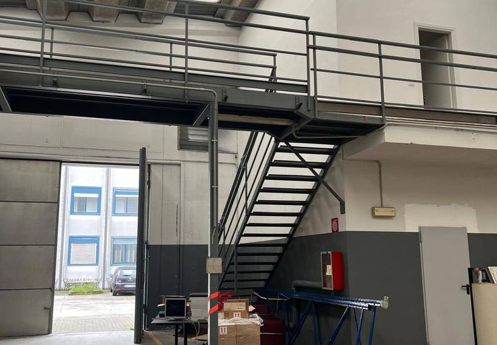 L'establiment comercial a Vimodrone, Milan, Vimodrone - € 3.200/mes | Ref: 30275 - foto 1