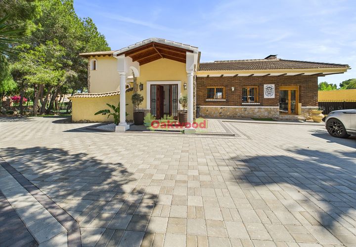 Villa i Pinar De Campoverde, Alicante, Pinar De Campoverde - € 795.000 | Ref: OKP2137 - foto 1
