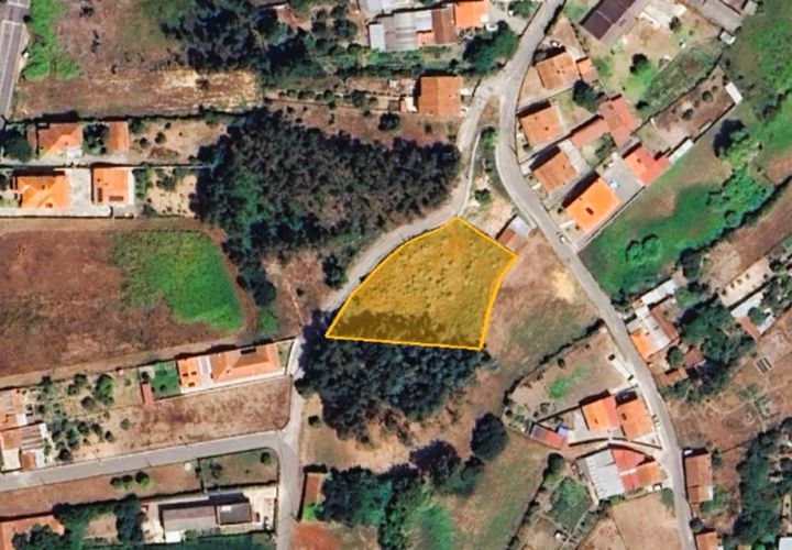 Helårsgrund i Oia, Aveiro, Oia - € 30.000 | Ref: 24006 - foto 1