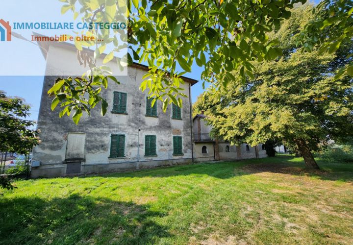 Villa i Casteggio, Pavia, Casteggio - € 150.000 | Ref: 2016 - foto 1